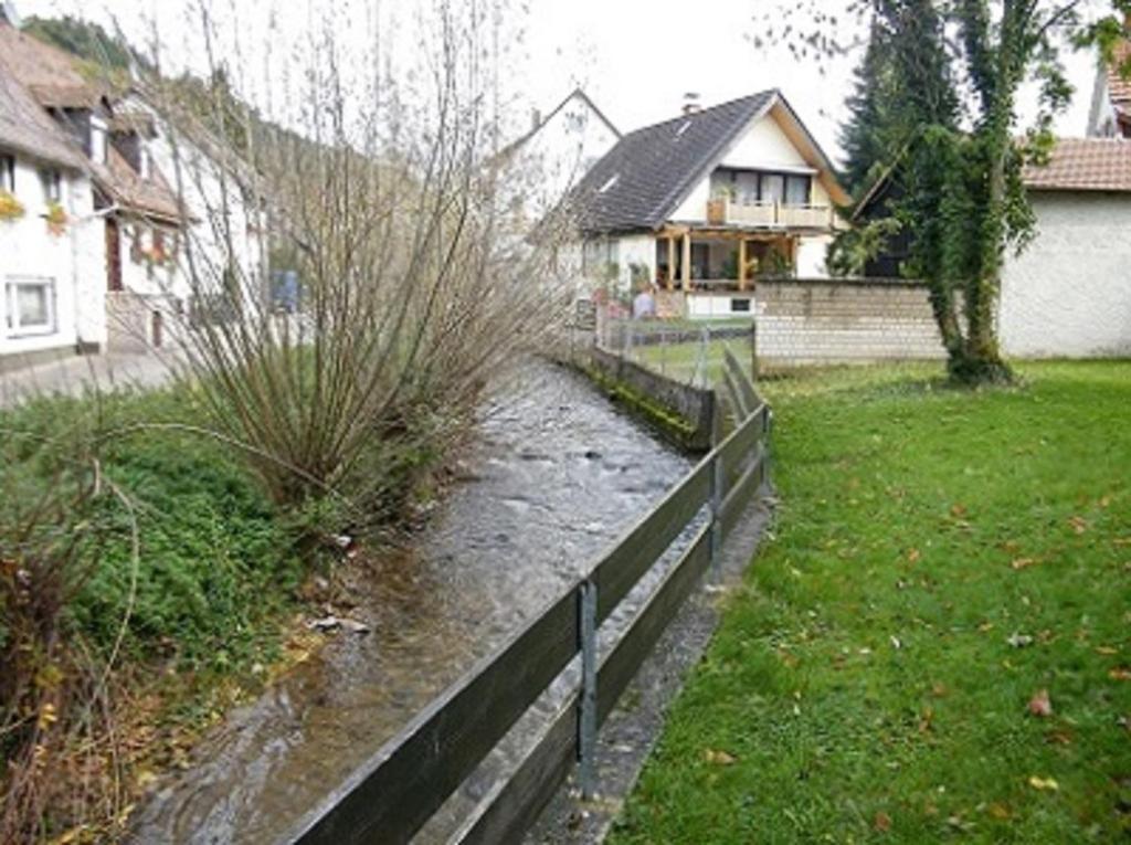 Gästehaus Ruh - Non-Smoking Freiburg im Breisgau Exterior foto